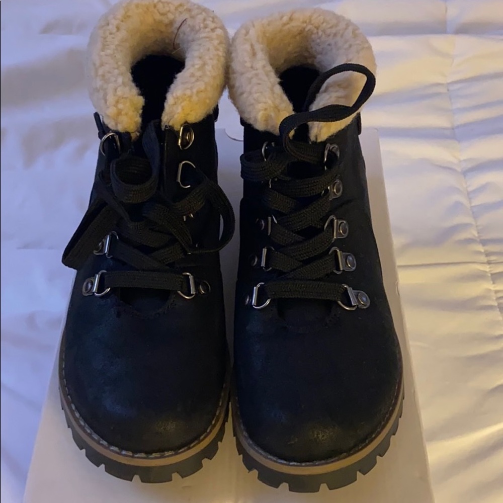 Black Boots